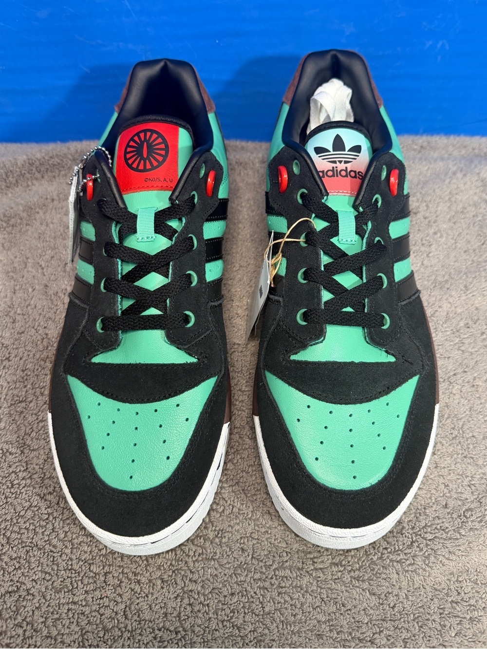 Adidas rivalry low Demon Slayer tajiro
Brand new - Picture 3 of 8